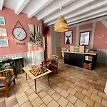 Hotel Et Restaurant Traditionnel L' Escalandes