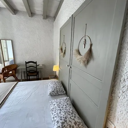 Hotel Et Restaurant Traditionnel L' Escalandes Lesperon (Landes)