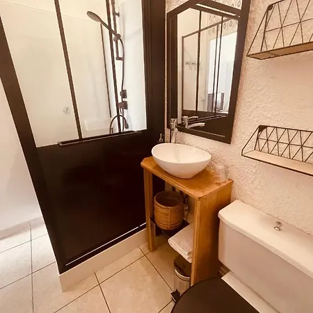 Hotel Et Restaurant Traditionnel L' Escalandes