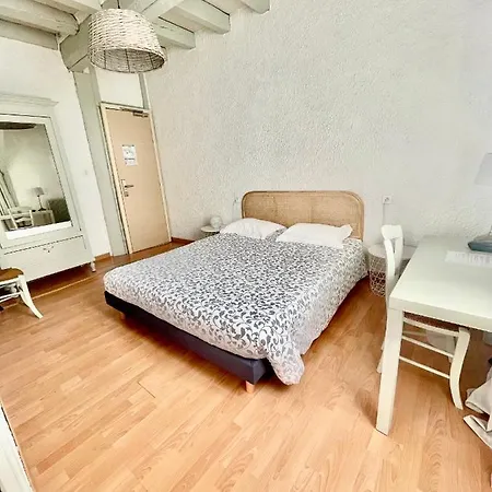 Et Restaurant Traditionnel L' Escalandes Lesperon (Landes)