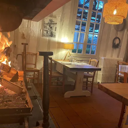 Et Restaurant Traditionnel L' Escalandes Hotel Lesperon (Landes)