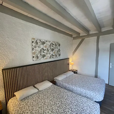 Et Restaurant Traditionnel L' Escalandes 2* Lesperon (Landes)