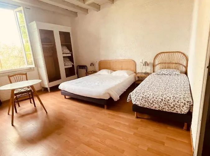 Et Restaurant Traditionnel L' Escalandes Otel