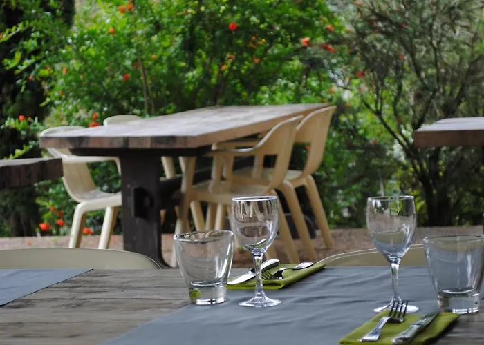 Otel Et Restaurant Traditionnel L' Escalandes