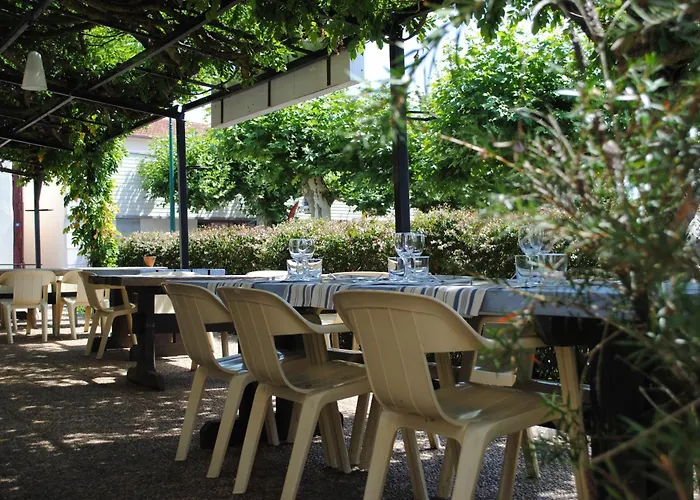 Et Restaurant Traditionnel L' Escalandes Lesperon (Landes)