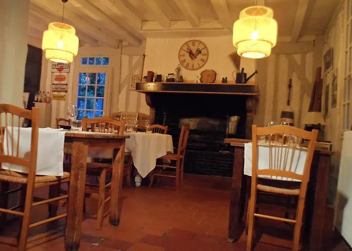 Otel Et Restaurant Traditionnel L' Escalandes 2*